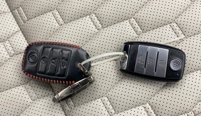 2021 KIA SELTOS HTX 1.5 CVT PETROL, Petrol, Automatic, 61,116 km, Key Close Up