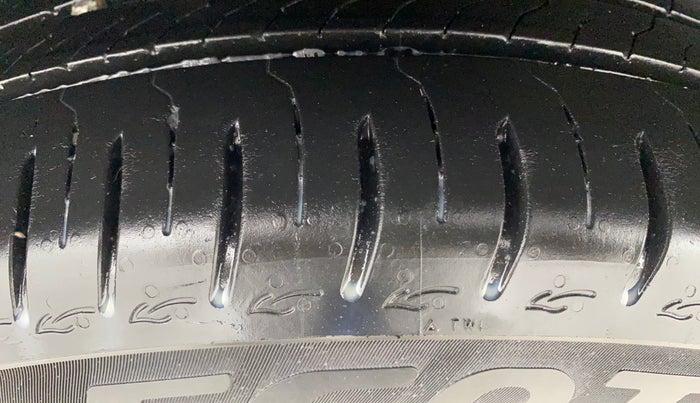 2023 Tata ALTROZ XZ PLUS PETROL, Petrol, Manual, 9,601 km, Right Rear Tyre Tread