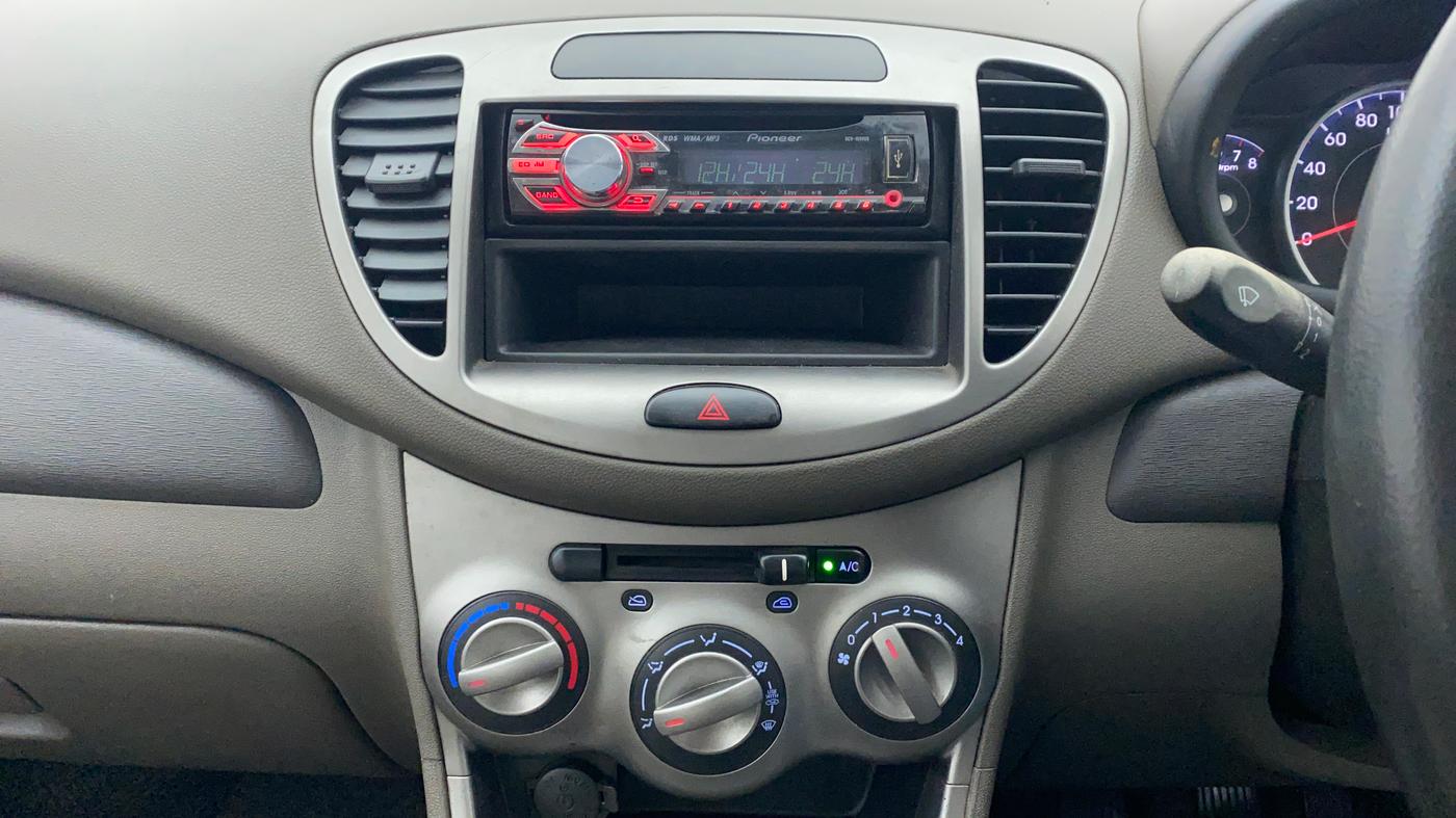 2013 Hyundai i10 MAGNA 1.2 KAPPA2, Petrol, Manual, 96,088 km, Air Conditioner
