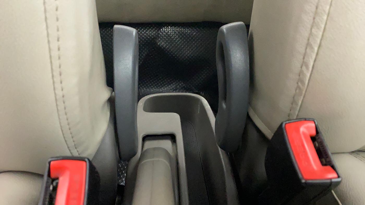 2013 Hyundai i10 MAGNA 1.2 KAPPA2, Petrol, Manual, 96,088 km, Driver Side Adjustment Panel