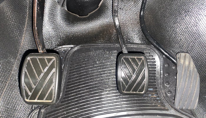 2015 Maruti Wagon R 1.0 VXI, Petrol, Manual, 79,189 km, Pedals