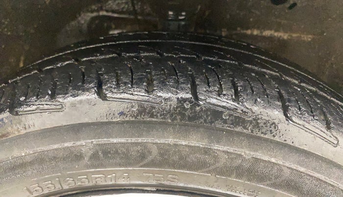 2015 Maruti Wagon R 1.0 VXI, Petrol, Manual, 79,189 km, Right Front Tyre Tread