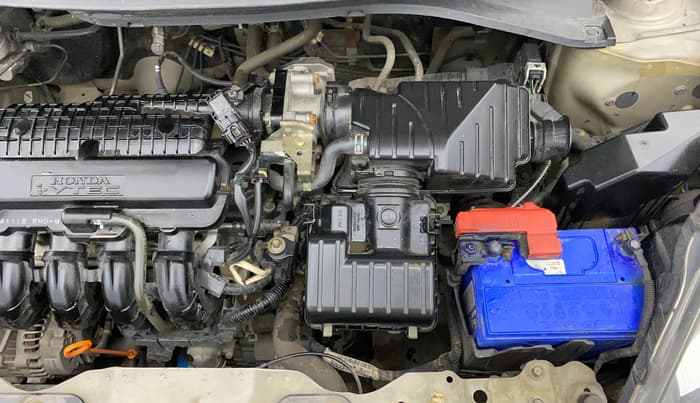 2014 Honda Amaze 1.2L I-VTEC S, Petrol, Manual, 1,02,204 km, Engine View - Left