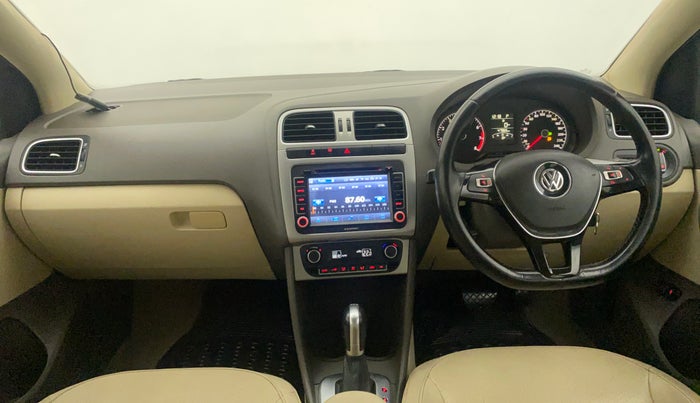 2015 Volkswagen Vento HIGHLINE PETROL AT, Petrol, Automatic, 47,965 km, Dashboard