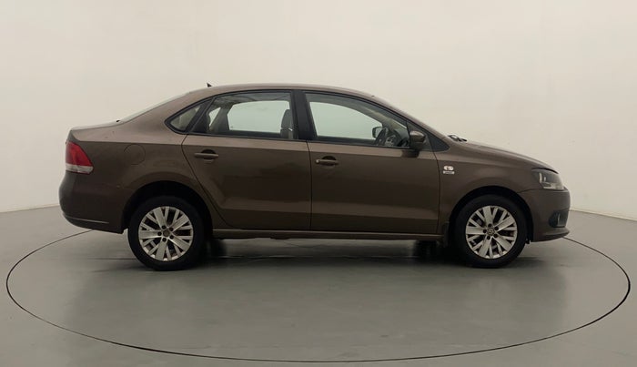 2015 Volkswagen Vento HIGHLINE PETROL AT, Petrol, Automatic, 47,965 km, Right Side