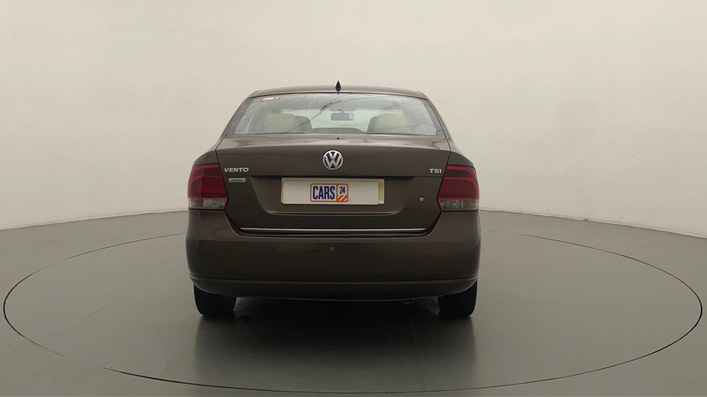 2015 Volkswagen Vento HIGHLINE PETROL AT, Petrol, Automatic, 47,965 km, Back/Rear