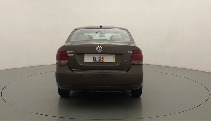 2015 Volkswagen Vento HIGHLINE PETROL AT, Petrol, Automatic, 47,965 km, Back/Rear