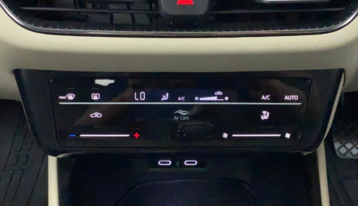 2022 Skoda SLAVIA AMBITION 1.0L TSI MT, Petrol, Manual, 3,463 km, Automatic Climate Control