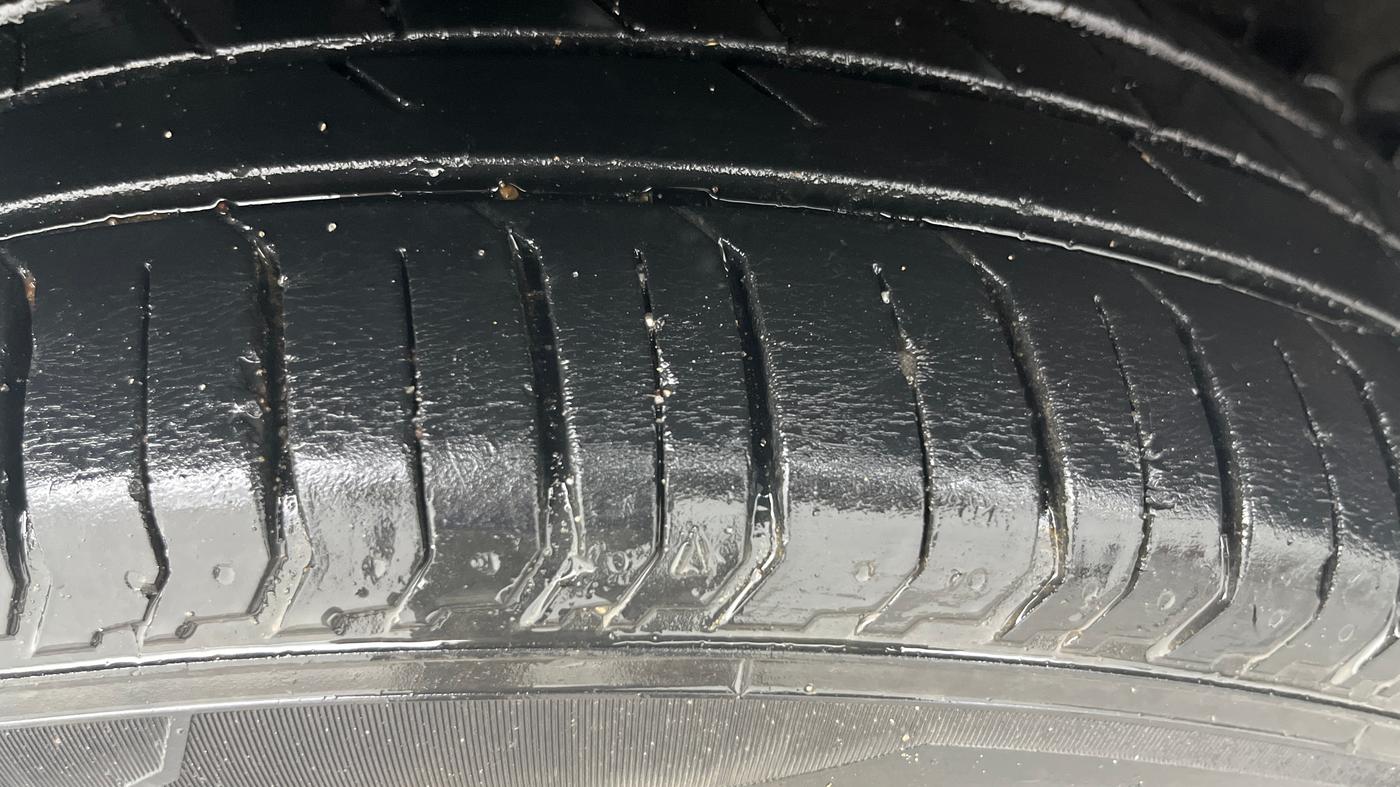 2023 Tata PUNCH ADVENTURE MT, Petrol, Manual, 27,221 km, Right Rear Tyre Tread