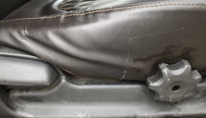 2016 Hyundai Verna FLUIDIC 4S 1.6 VTVT S AT, Petrol, Automatic, 78,631 km, Driver Side Adjustment Panel