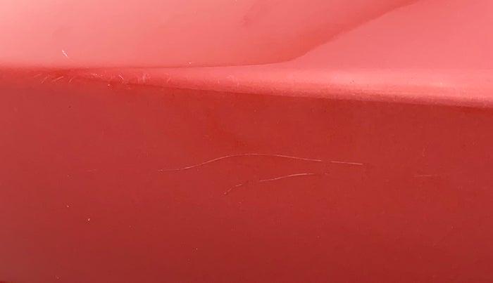 2018 Mahindra KUV 100 NXT K8 P 6 STR, Petrol, Manual, 47,684 km, Bonnet (hood) - Minor scratches