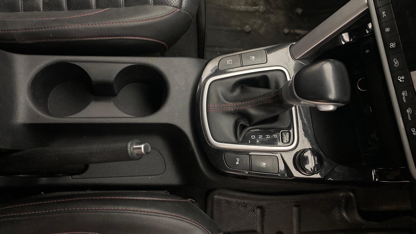 2020 KIA SELTOS GTX PLUS AT 1.5 DIESEL, Diesel, Automatic, 96,337 km, Gear Lever