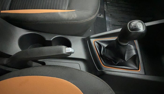 2015 Hyundai i20 Active 1.2 S, Petrol, Manual, 24,727 km, Gear Lever