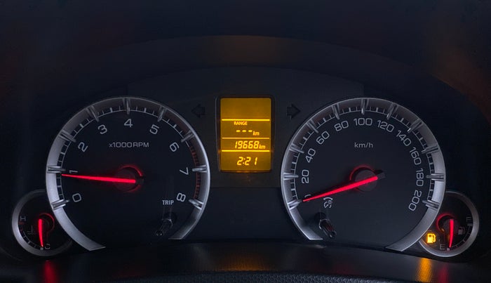 2017 Maruti Swift VXI, Petrol, Manual, 19,668 km, Odometer Image