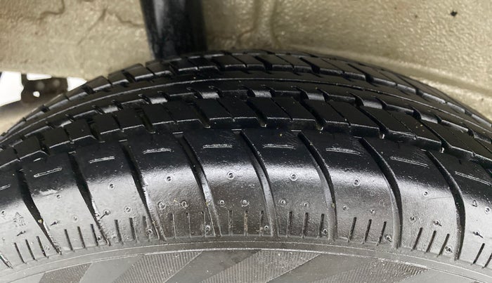 2019 Maruti New Wagon-R LXI 1.0, Petrol, Manual, 11,286 km, Right Rear Tyre Tread