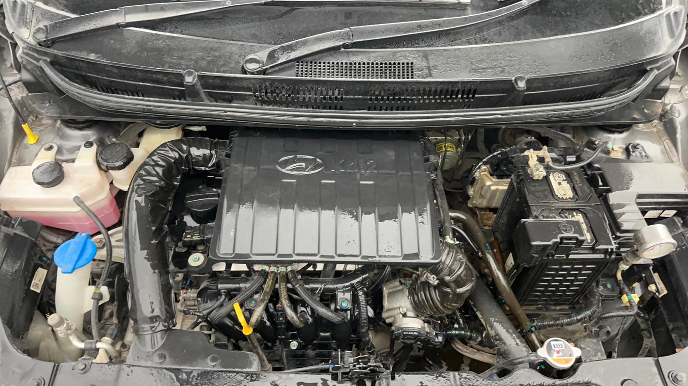 2022 Hyundai AURA S 1.2 CNG, CNG, Manual, 63,952 km, Engine View