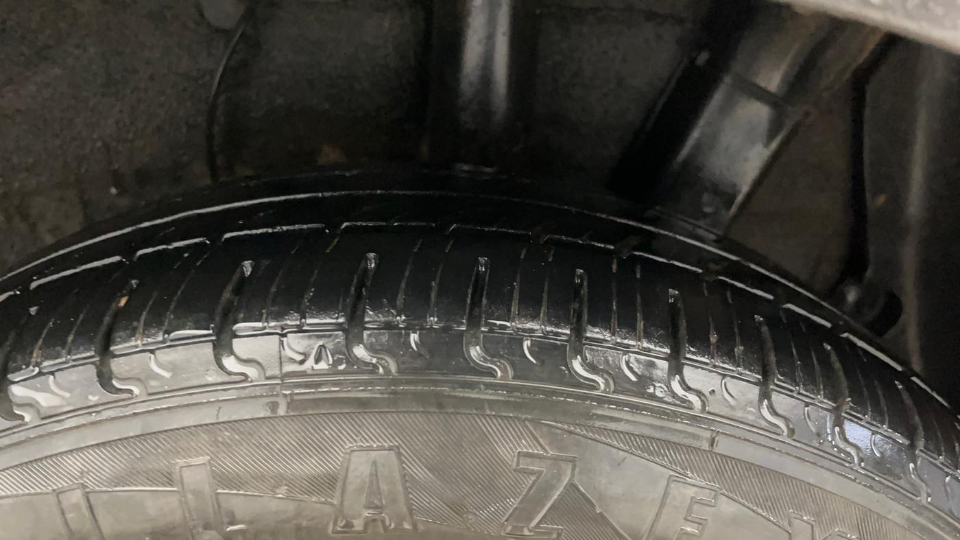 2022 Hyundai AURA S 1.2 CNG, CNG, Manual, 63,952 km, Left Rear Tyre Tread