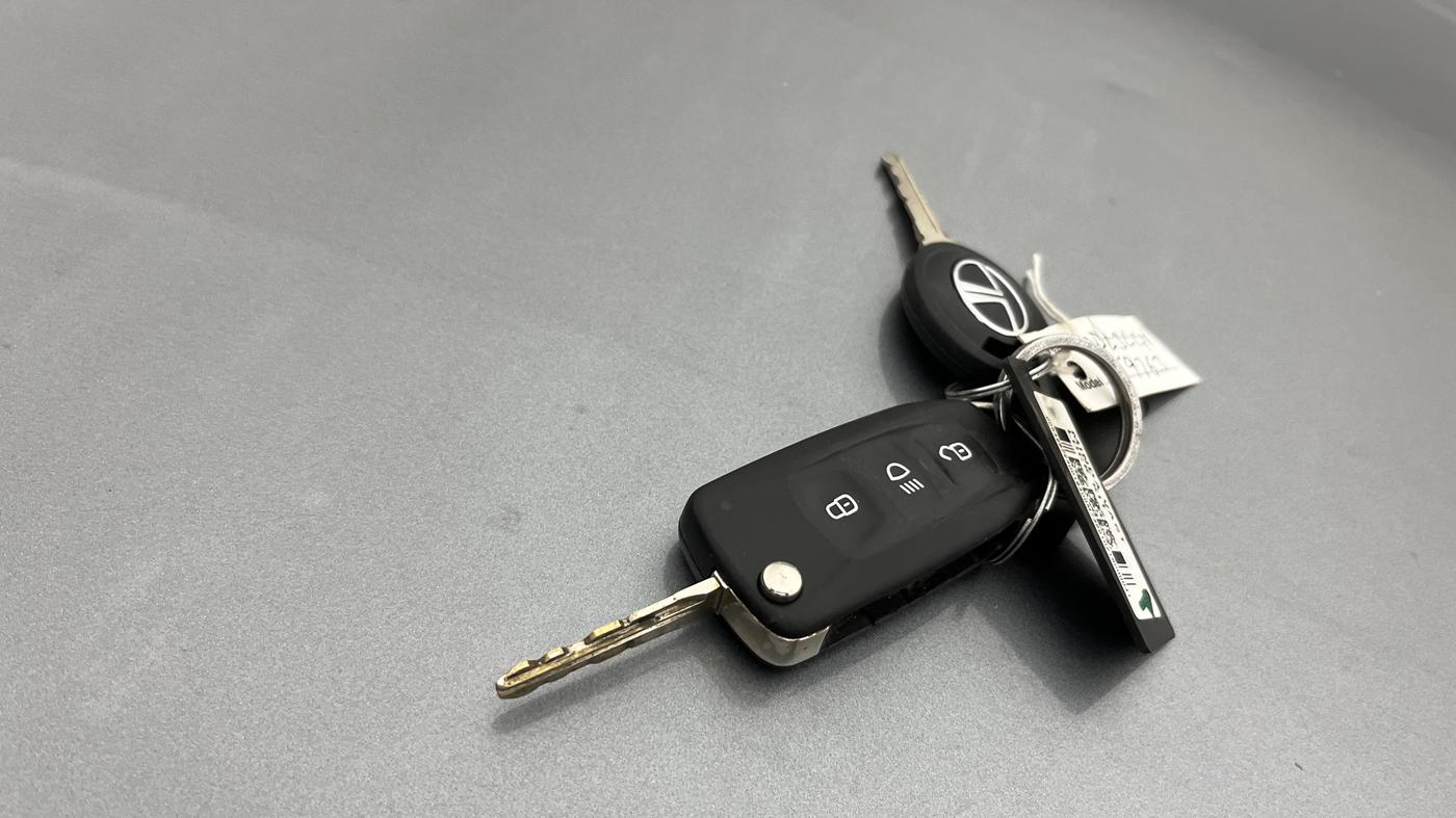 2018 Tata TIGOR XT PETROL, Petrol, Manual, 88,280 km, Key Close Up