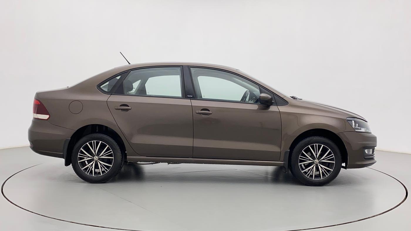 2017 Volkswagen Vento ALLSTAR 1.6, Petrol, Manual, 63,345 km, Right Side View