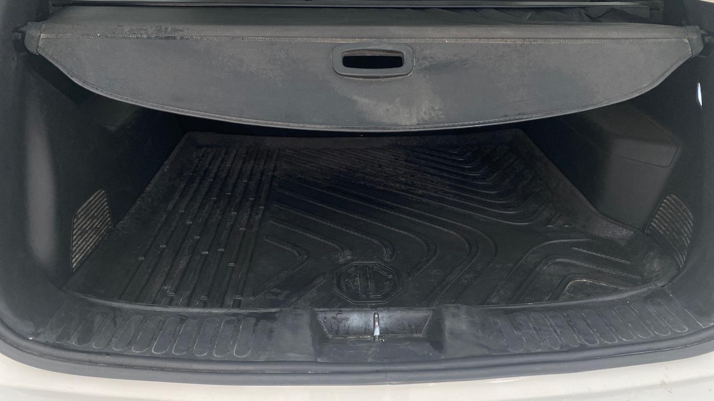 2019 MG HECTOR SHARP 1.5 DCT PETROL, Petrol, Automatic, 90,205 km, Boot Inside