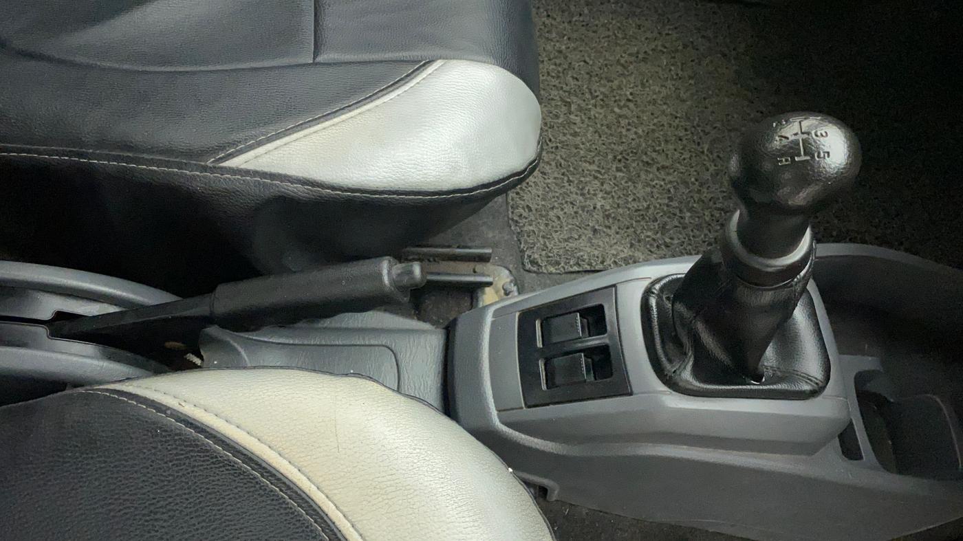 2015 Maruti Alto 800 LXI, Petrol, Manual, 35,843 km, Gear Lever