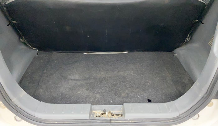2015 Maruti Alto 800 LXI, Petrol, Manual, 35,843 km, Boot Inside