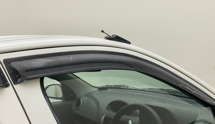 2015 Maruti Alto 800 LXI, Petrol, Manual, 35,843 km, Driver-side door - Weather strip has minor damage