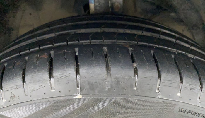 2021 Toyota Glanza G CVT, Petrol, Automatic, 8,466 km, Right Front Tyre Tread