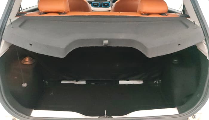 2021 Tata PUNCH CREATIVE IRA 1.2 RTN DUAL TONE, Petrol, Manual, 89,024 km, Boot Inside