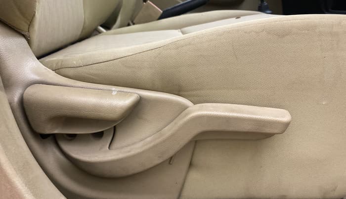 2016 Honda Brio S MT, Petrol, Manual, 60,950 km, Driver Side Adjustment Panel