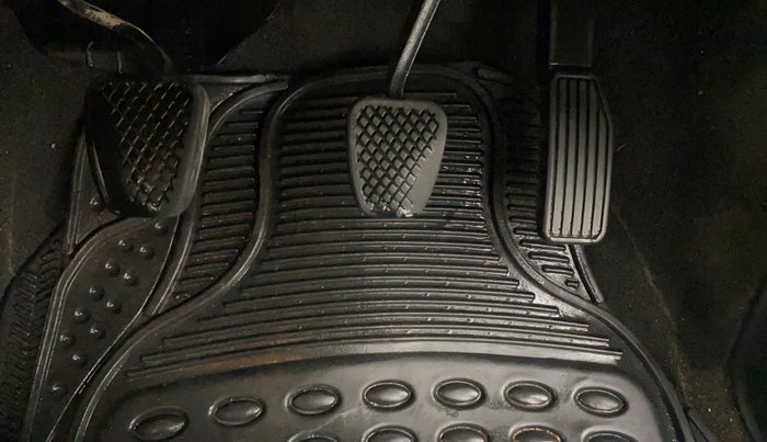 2015 Honda Jazz 1.5L I-DTEC V, Diesel, Manual, 97,739 km, Pedals