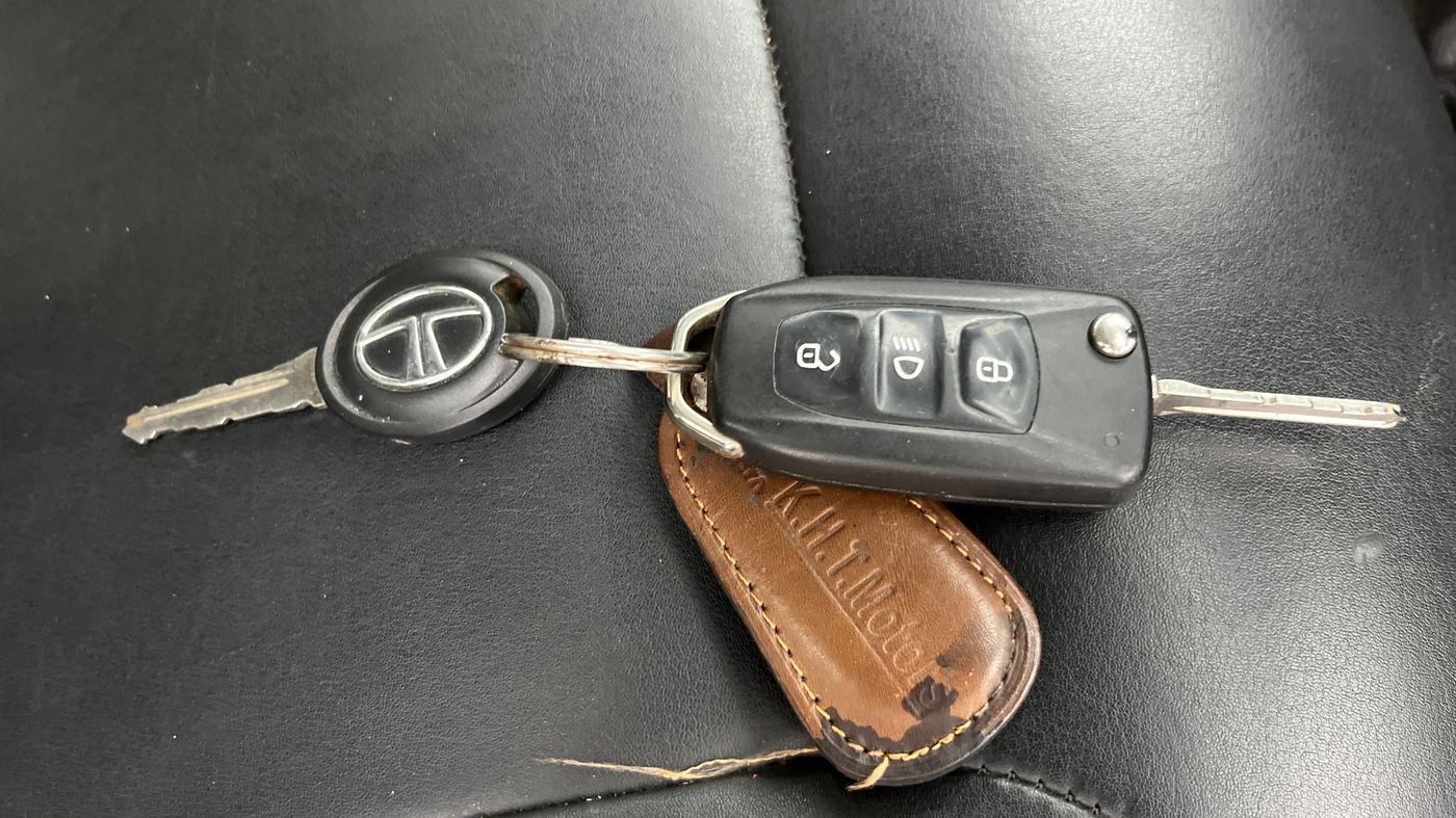 2018 Tata Tiago XZA PETROL, Petrol, Automatic, 46,372 km, Key Close Up