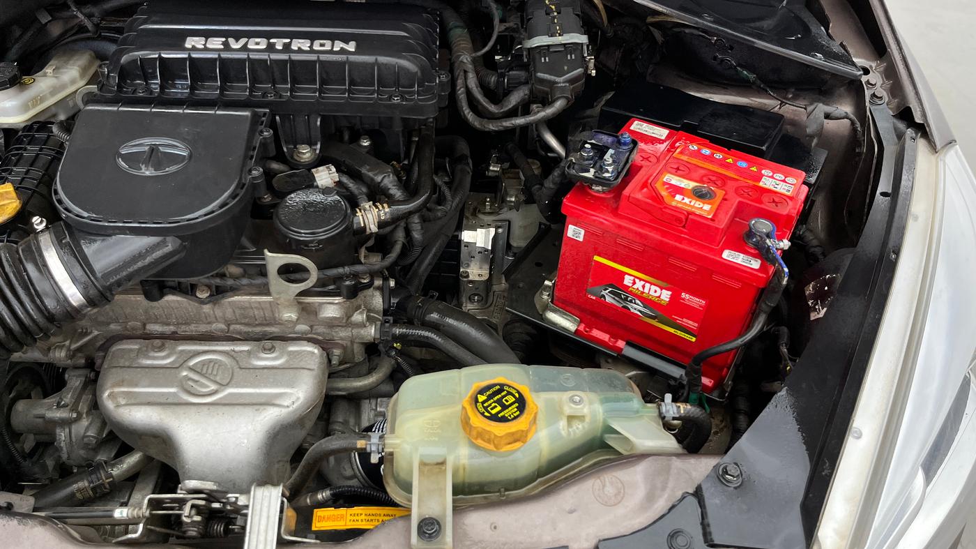 2018 Tata Tiago XZA PETROL, Petrol, Automatic, 46,372 km, Engine View - Left