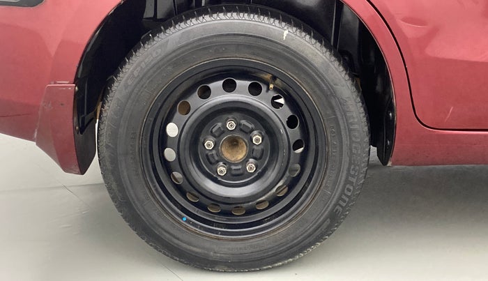 2013 Maruti Ertiga ZXI, Petrol, Manual, 73,070 km, Right Rear Wheel