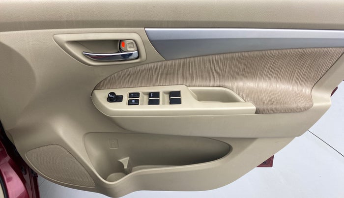 2013 Maruti Ertiga ZXI, Petrol, Manual, 73,070 km, Driver Side Door Panels Control
