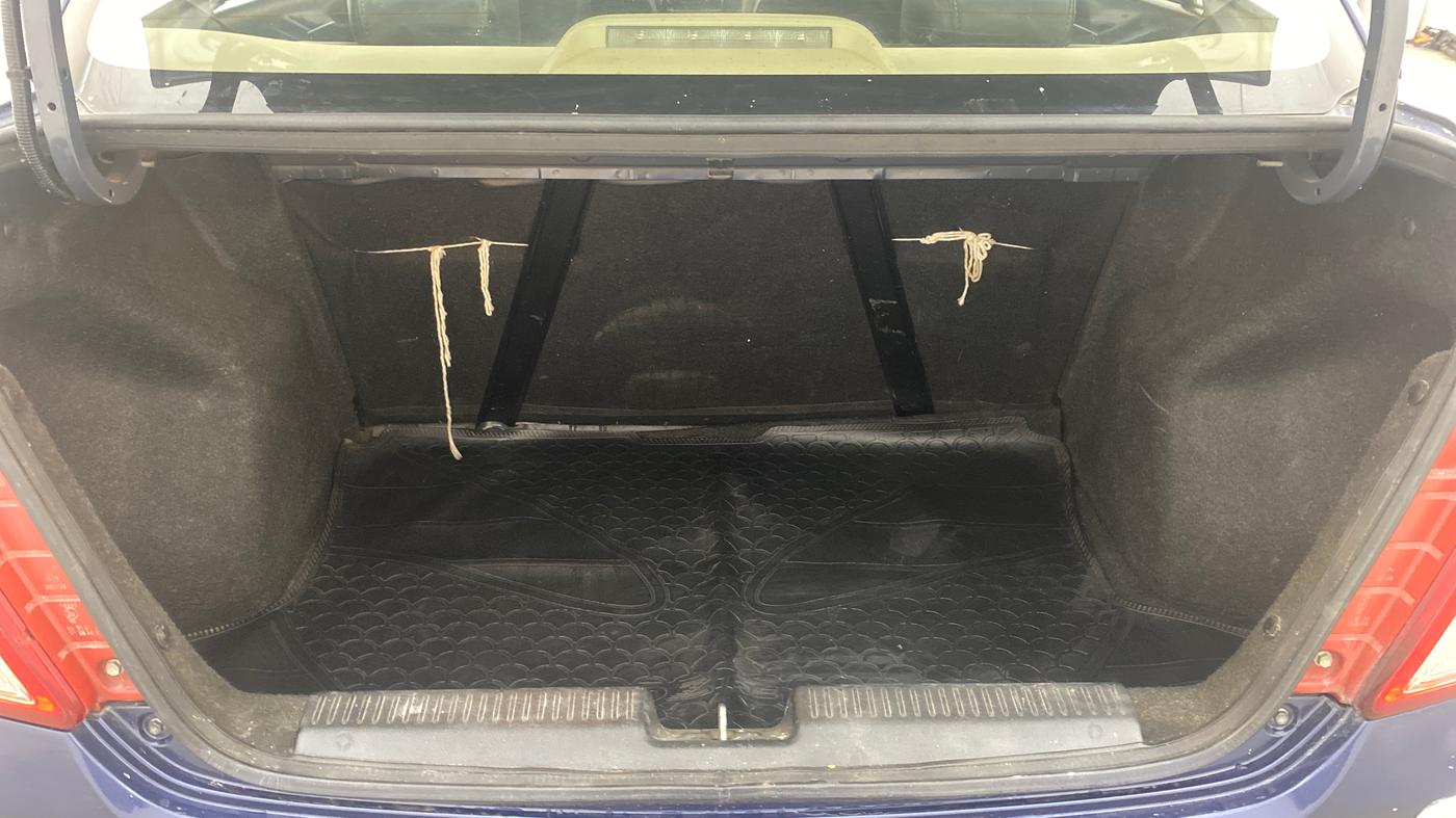 2018 Maruti Dzire ZXI AMT, Petrol, Automatic, 84,530 km, Boot Inside