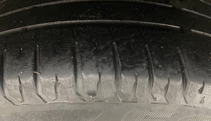 2018 Maruti Dzire ZXI AMT, Petrol, Automatic, 84,530 km, Left Rear Tyre Tread