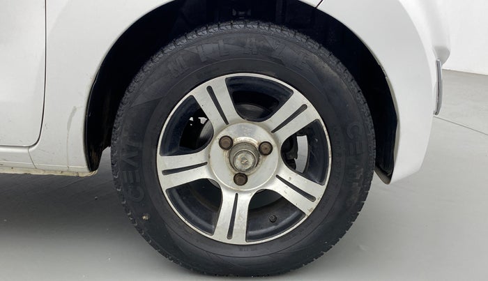 2016 Datsun Redi Go T, Petrol, Manual, 41,142 km, Right Front Wheel