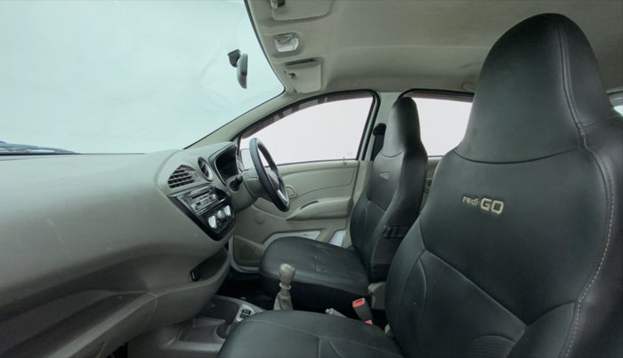 2016 Datsun Redi Go T, Petrol, Manual, 41,142 km, Right Side Front Door Cabin