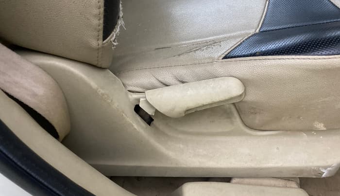 2021 Maruti Swift Dzire TOUR S-CNG, CNG, Manual, 1,17,398 km, Driver Side Adjustment Panel