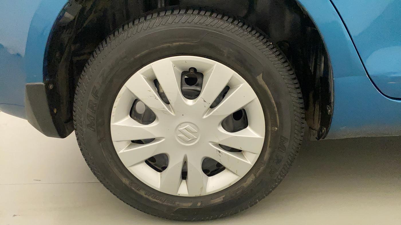 2015 Maruti Swift Dzire VXI AT, Petrol, Automatic, 32,281 km, Right Rear Wheel