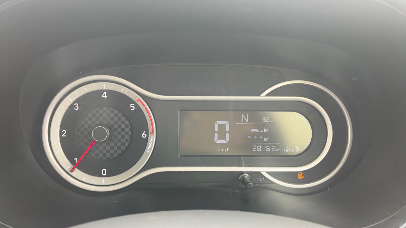 2021 Hyundai GRAND I10 NIOS SPORTZ U2 AMT 1.2 CRDI, Diesel, Automatic, 28,145 km, Odometer Image