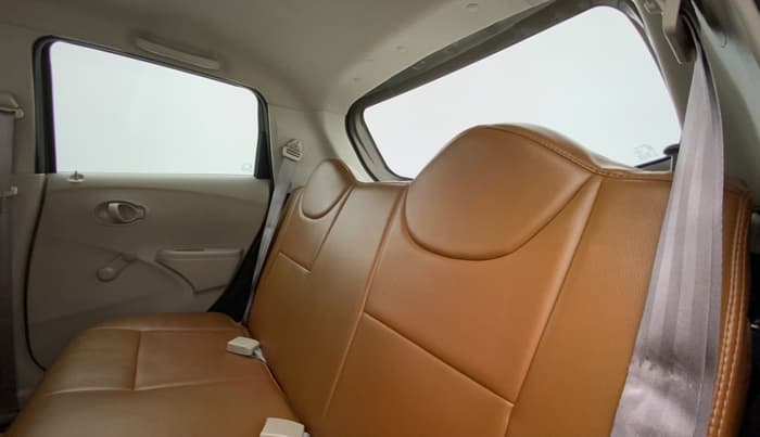 2014 Datsun Go T, Petrol, Manual, 67,752 km, Right Side Rear Door Cabin