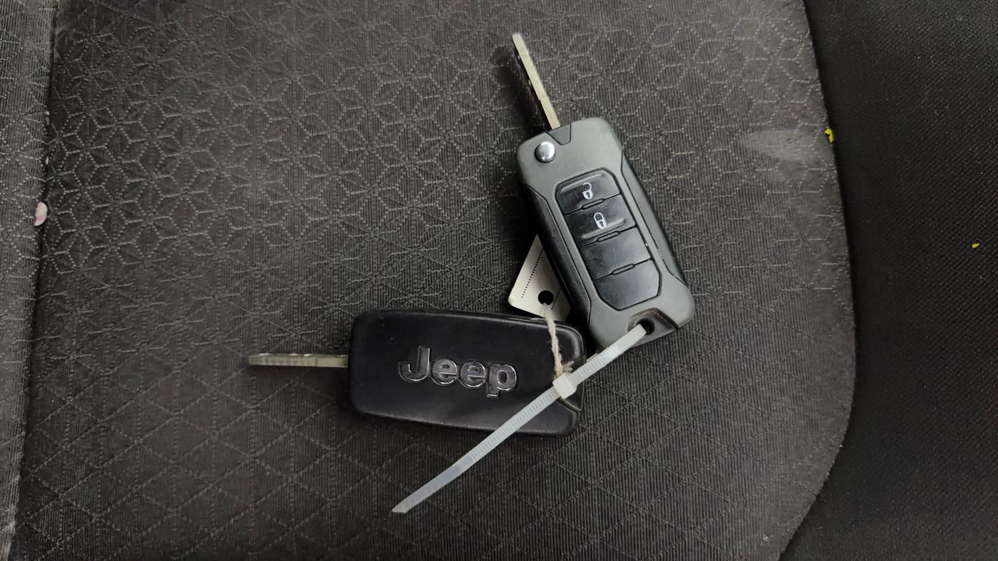 2021 Jeep Compass SPORT 1.4 PETROL, Petrol, Manual, 85,750 km, Key Close Up