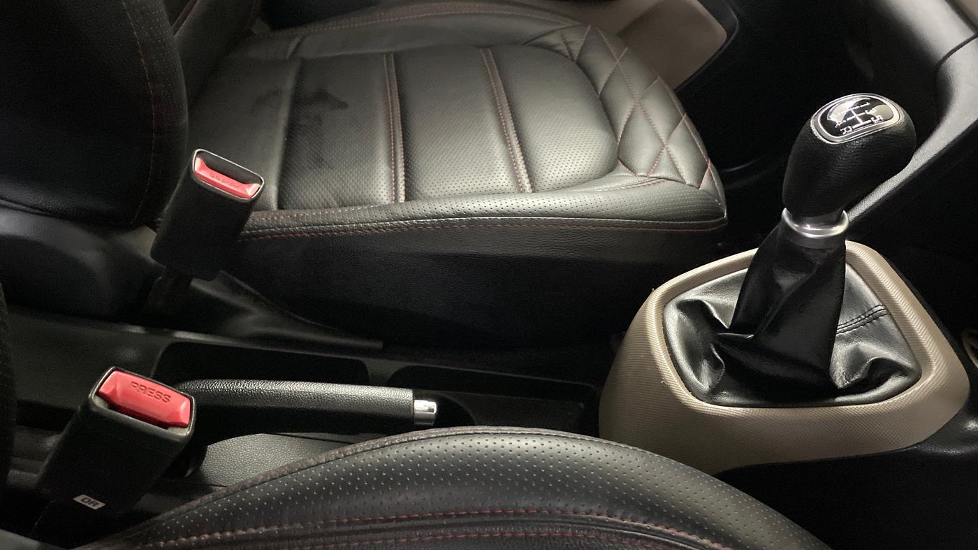 2019 Hyundai Grand i10 SPORTZ 1.2 KAPPA VTVT, Petrol, Manual, 44,161 km, Gear Lever