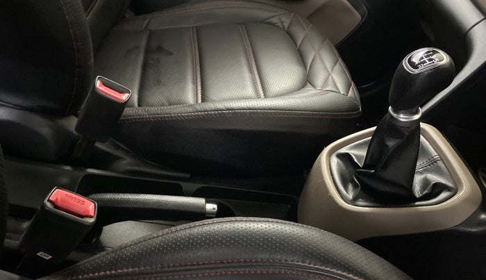 2019 Hyundai Grand i10 SPORTZ 1.2 KAPPA VTVT, Petrol, Manual, 44,241 km, Gear Lever