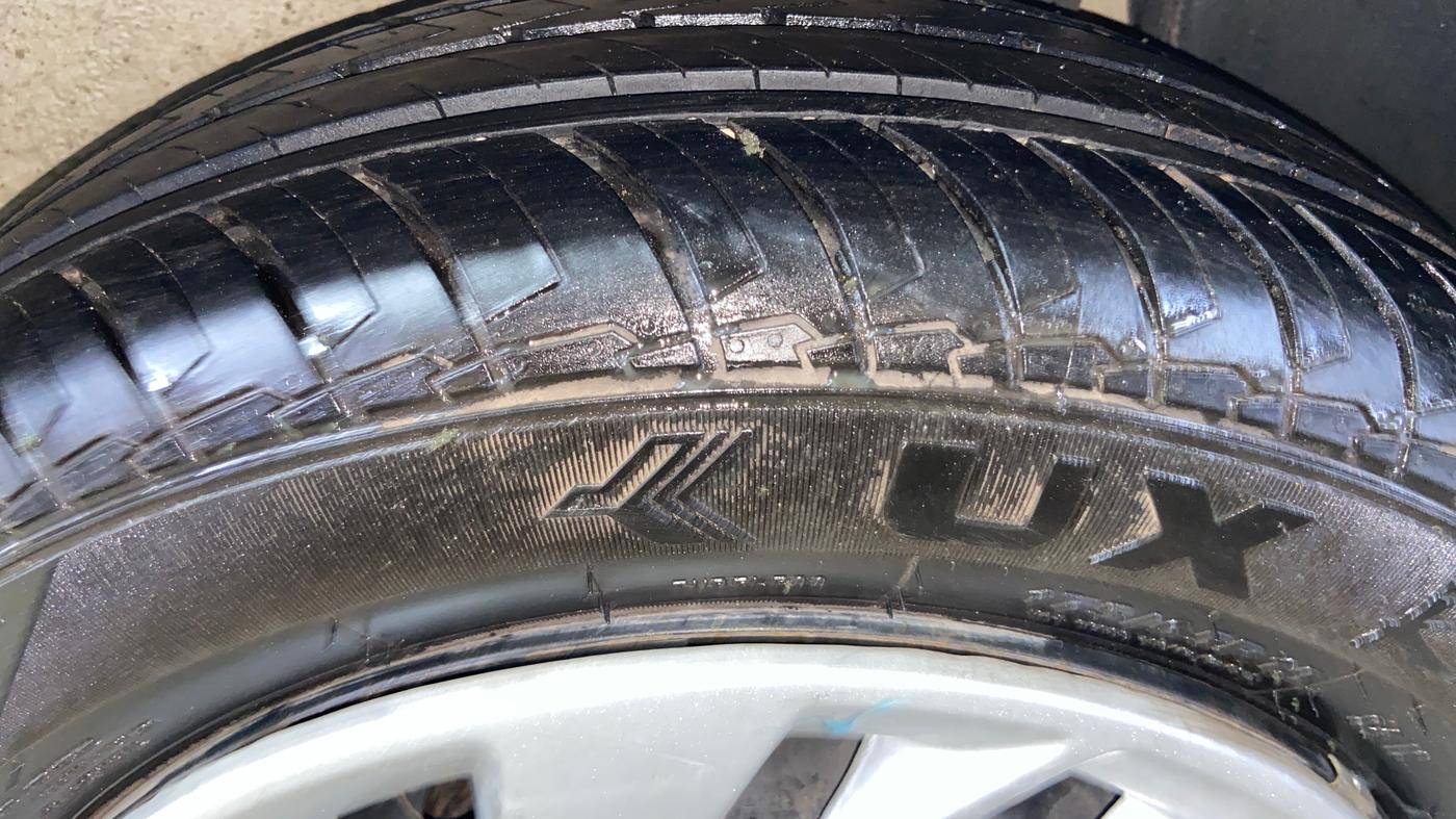 2017 Maruti IGNIS DELTA 1.2, Petrol, Manual, 32,665 km, Left Rear Tyre Tread