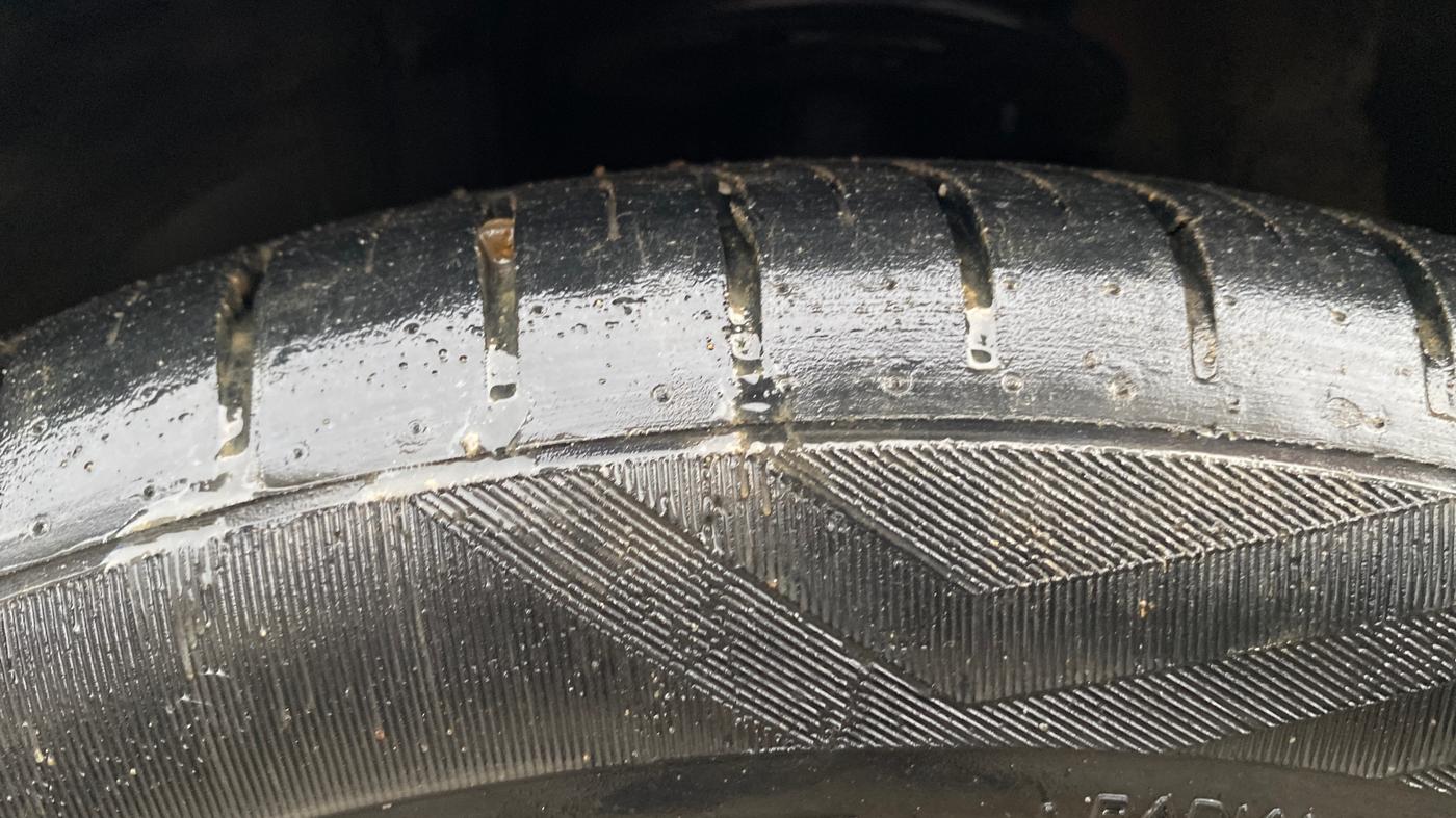 2019 Maruti Baleno ZETA PETROL 1.2, Petrol, Manual, 65,244 km, Left Front Tyre Tread