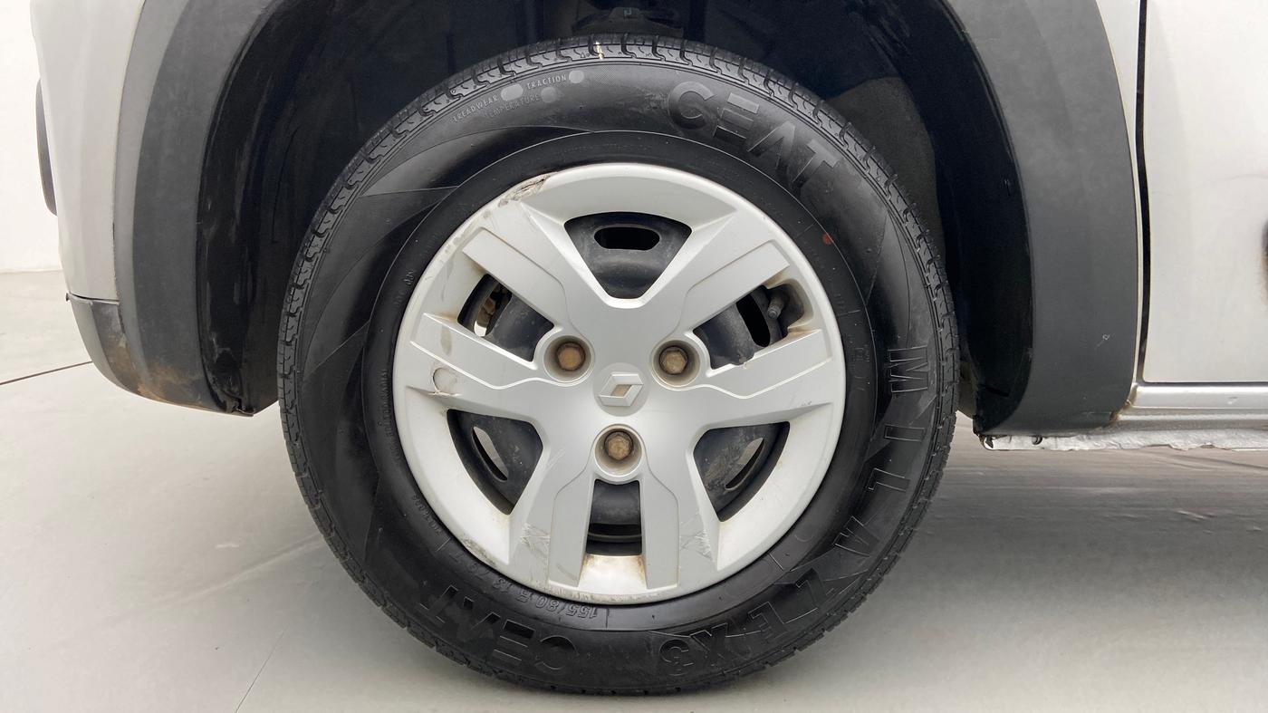 2015 Renault Kwid RXT Opt, Petrol, Manual, 64,785 km, Left Front Wheel