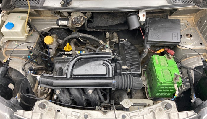 2015 Renault Kwid RXT Opt, Petrol, Manual, 64,785 km, Open Bonet